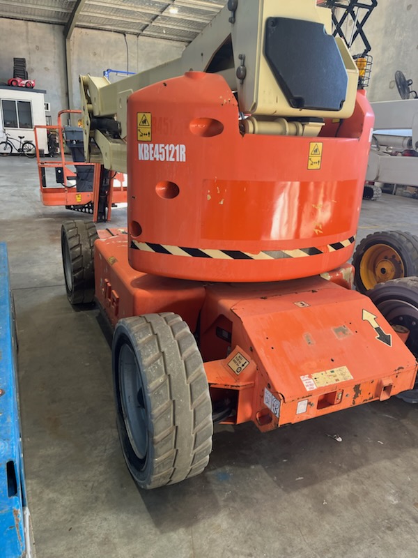 Sold - Articulated Boom Lift - View 2